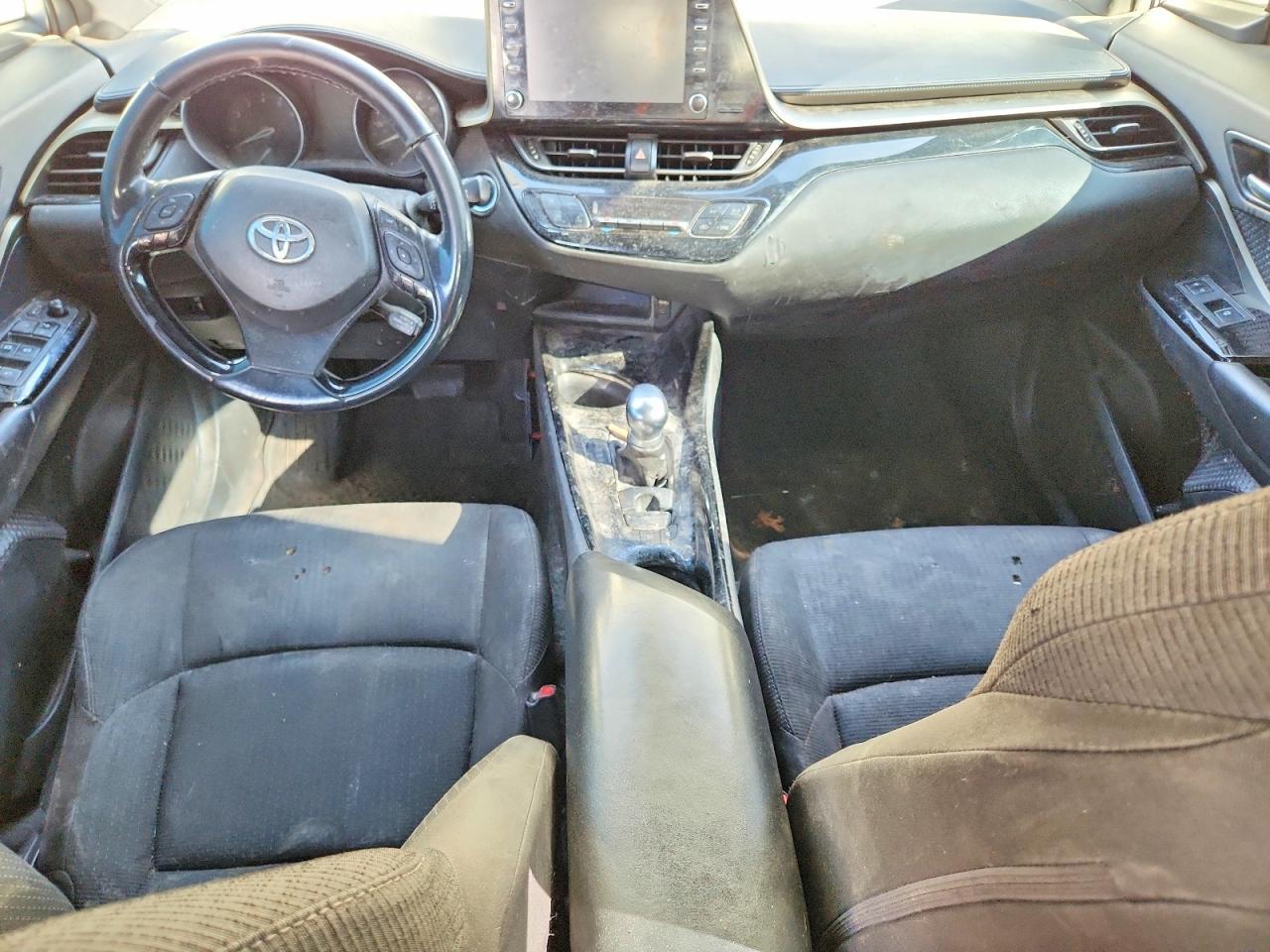 2019 Toyota C-hr xle
