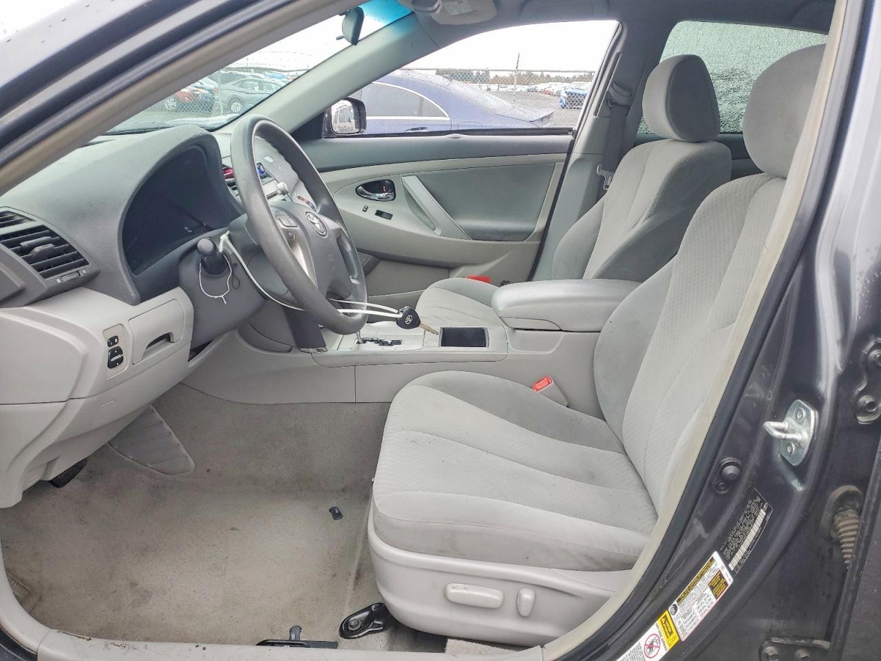 2009 Toyota Camry le