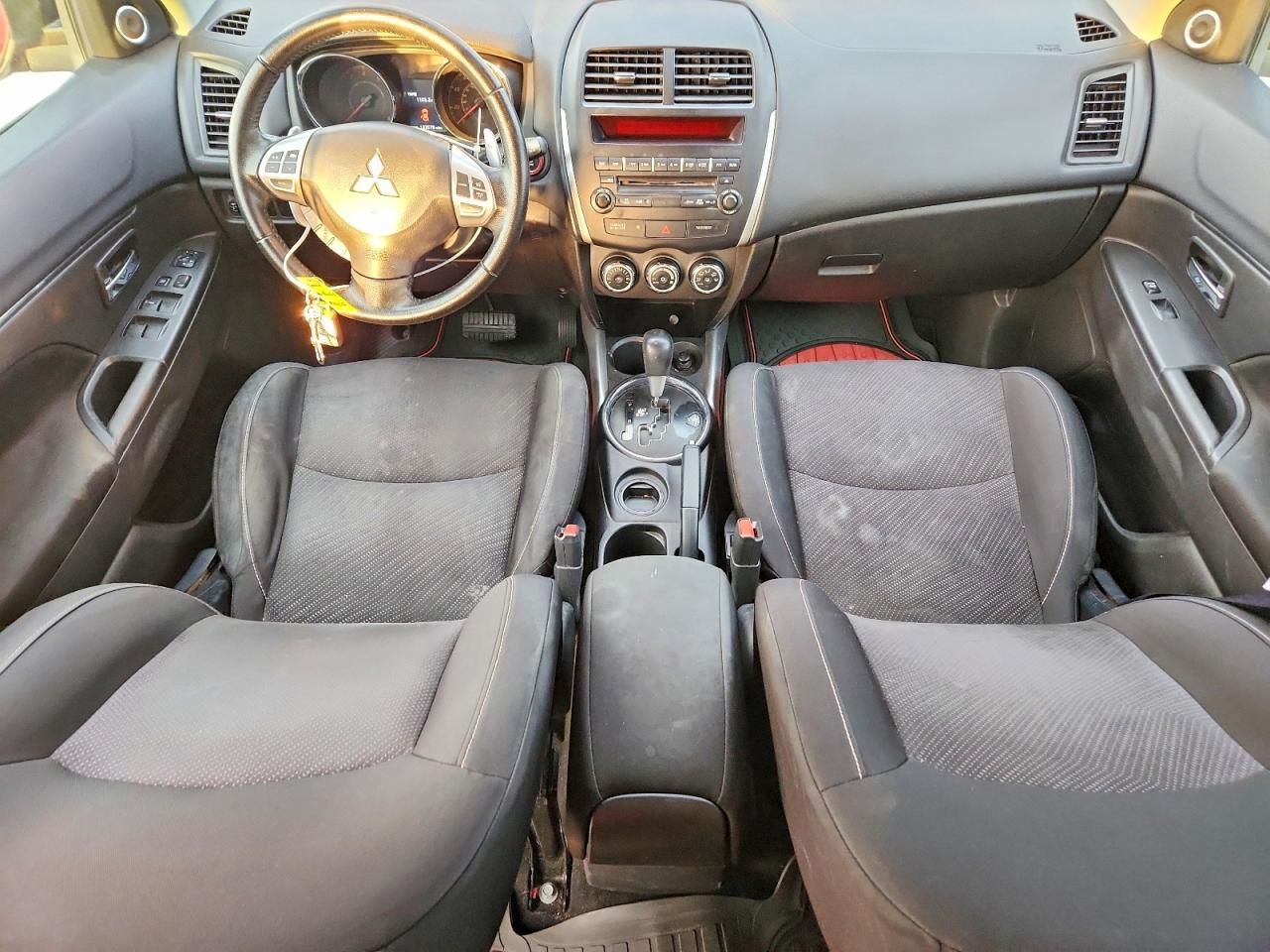 2013 Mitsubishi Outlander Sport se