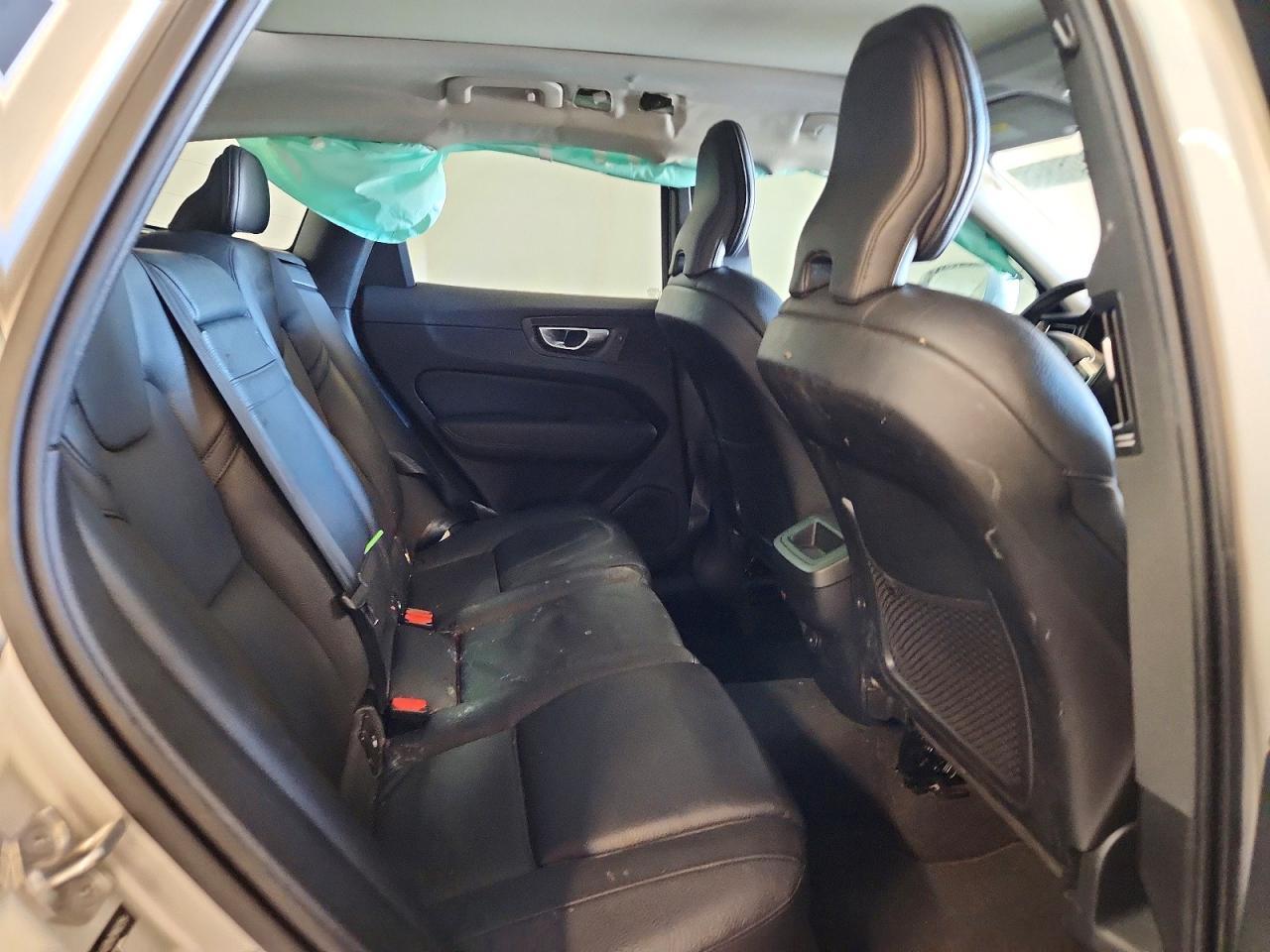 2021 Volvo Xc60 T5 Momentum