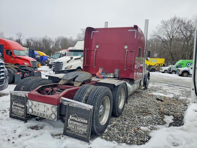 2002 Peterbilt 379 Semi Truck
