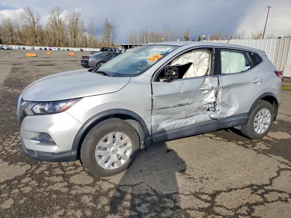 2020 Nissan Rogue Sport s