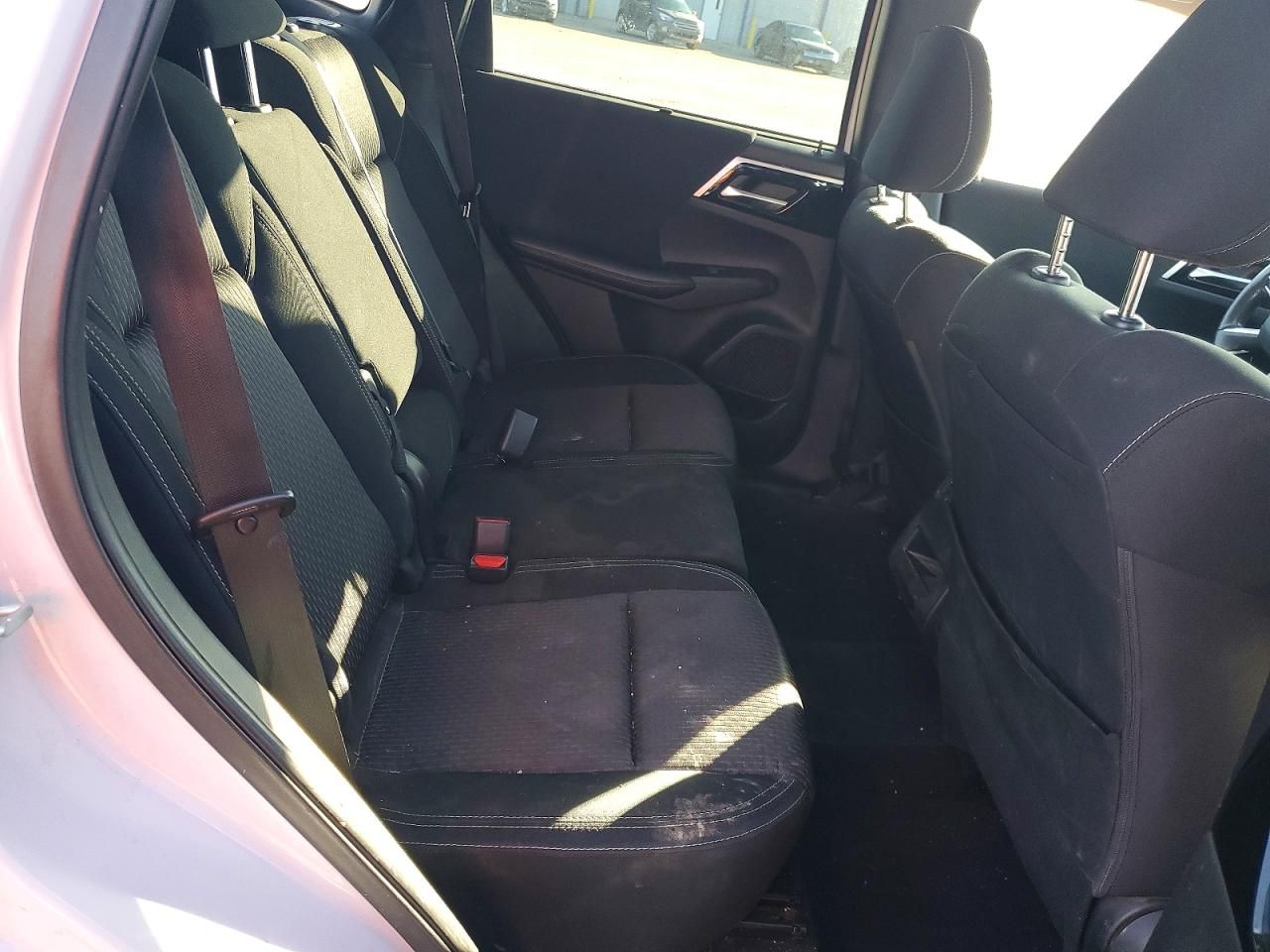 2022 Mitsubishi Outlander es