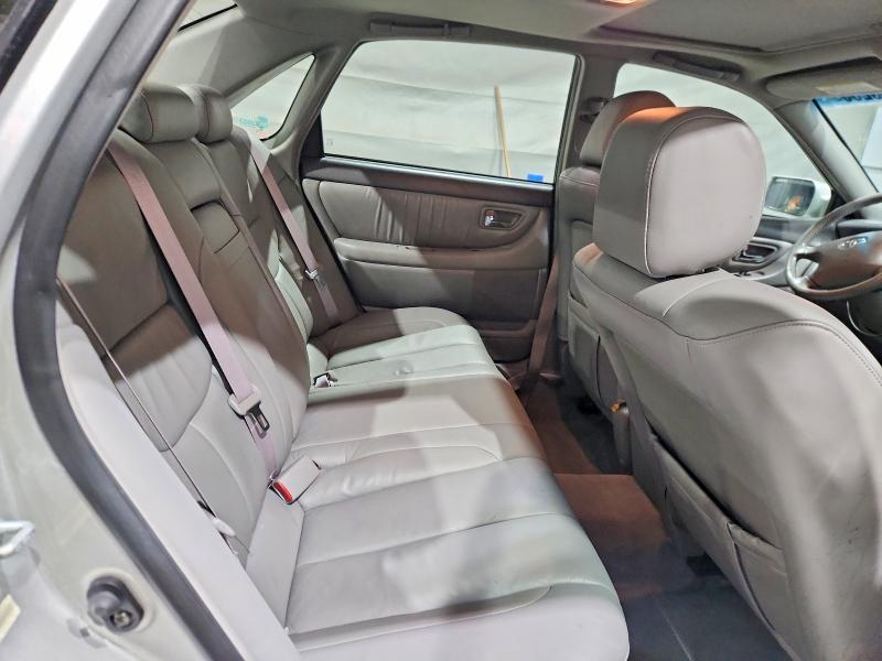 2002 Toyota Avalon xl