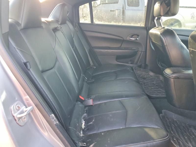 2013 Chrysler 200 Limited