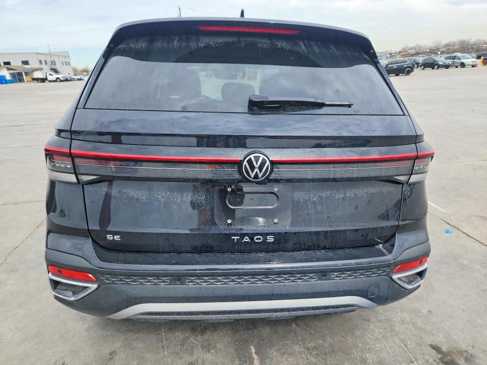 2025 Volkswagen Taos se