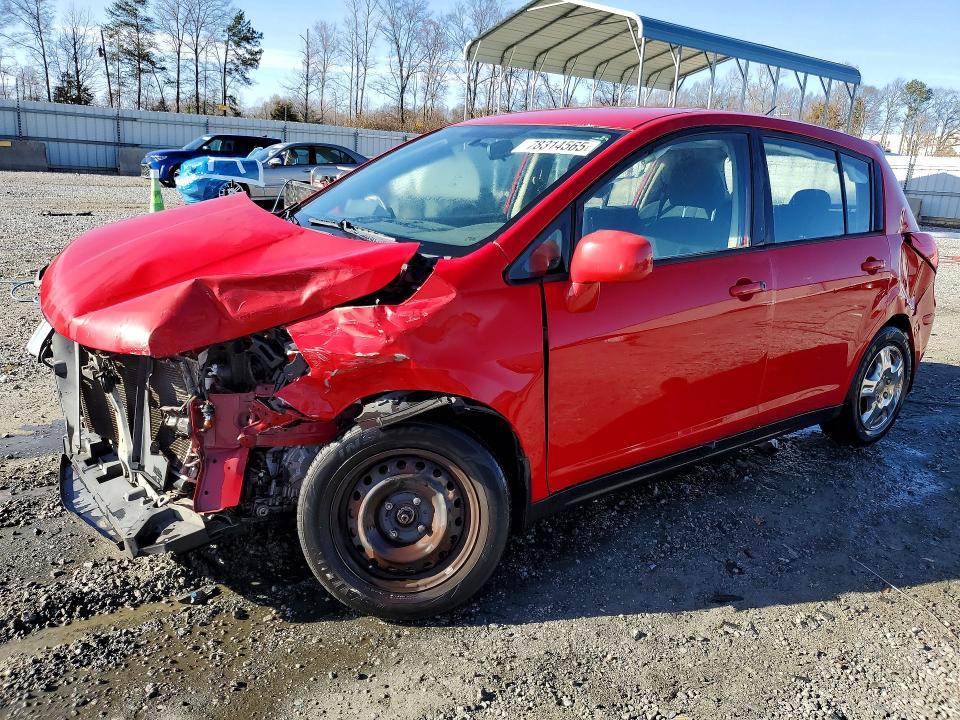 2010 Nissan Versa 1.8 s