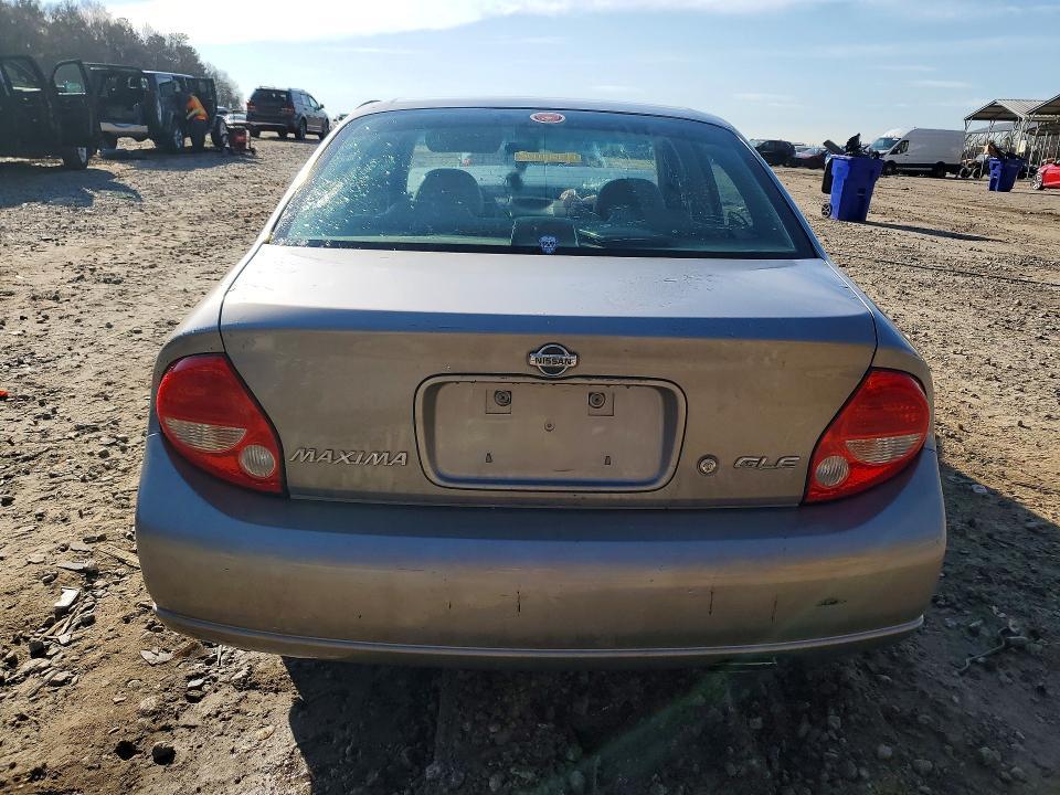 2001 Nissan Maxima gxe
