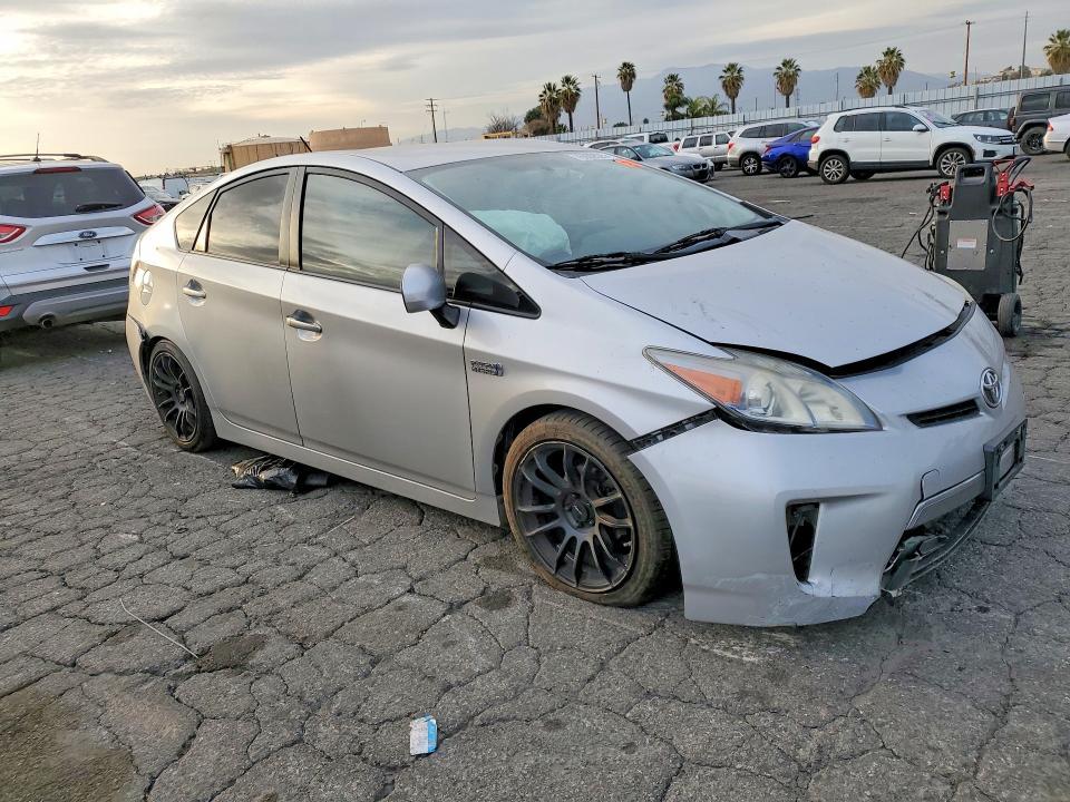 2014 Toyota Prius Plug-in