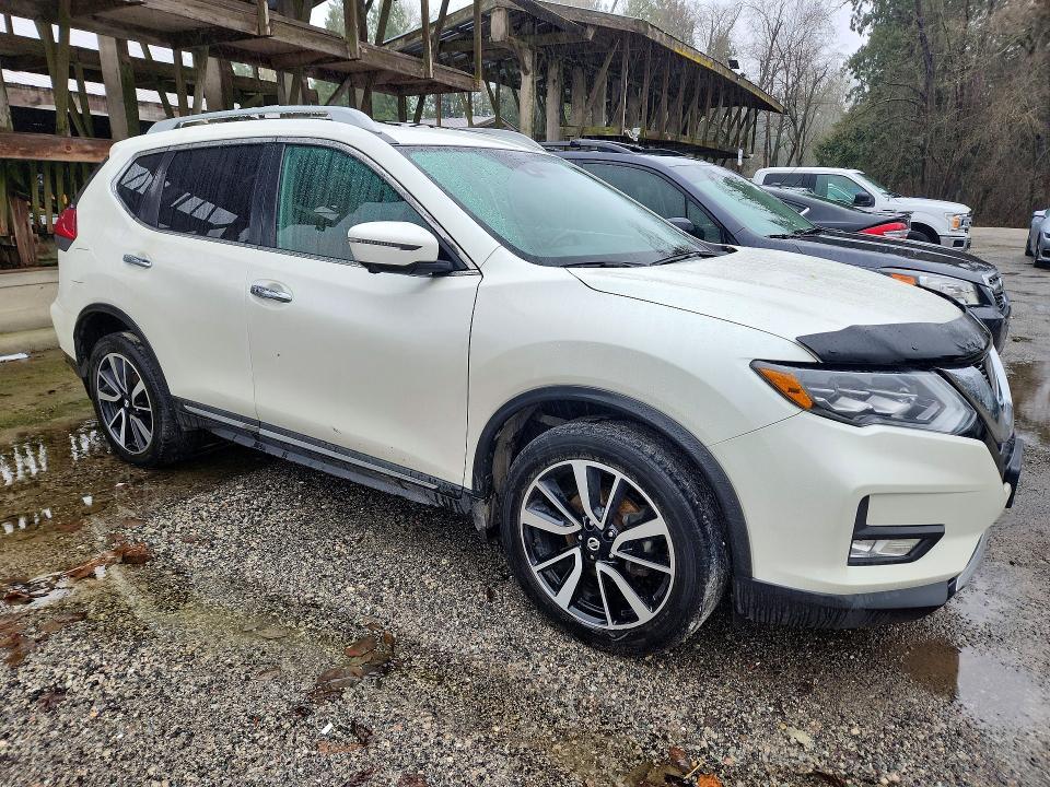 2017 Nissan Rogue sl
