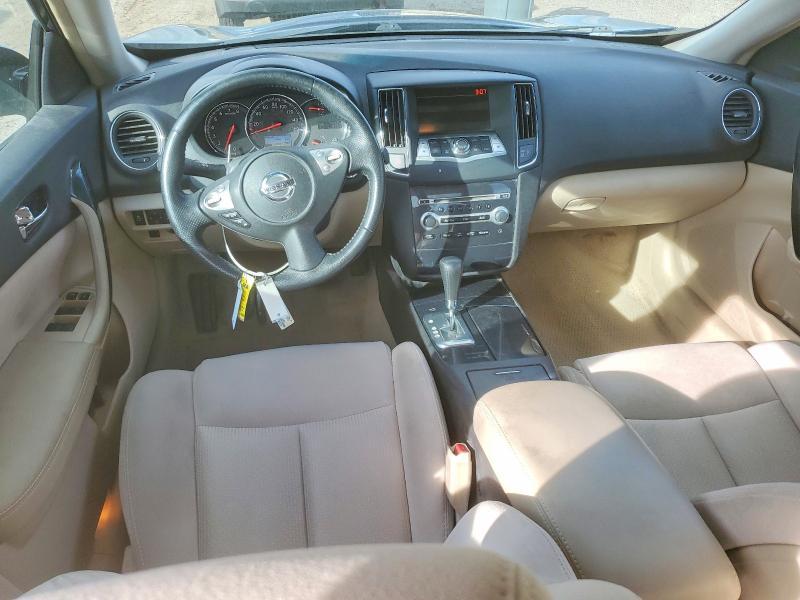 2013 Niss Maxima s