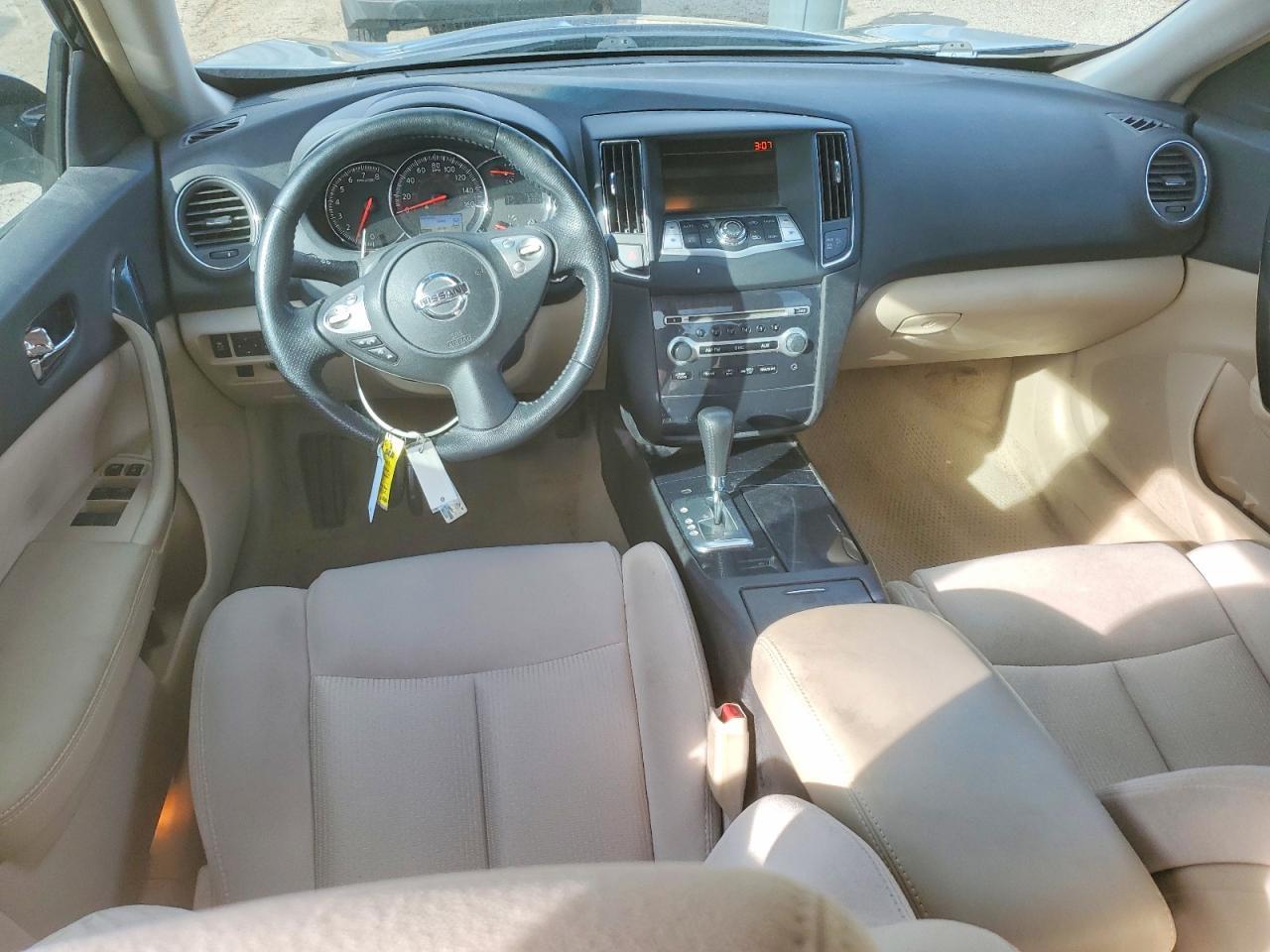 2013 Niss Maxima s