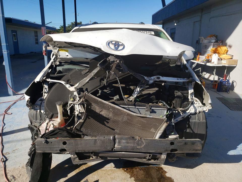 2011 Toyota Sienna xle