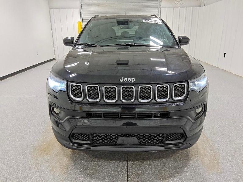 2023 Jeep Compass Latitude lux