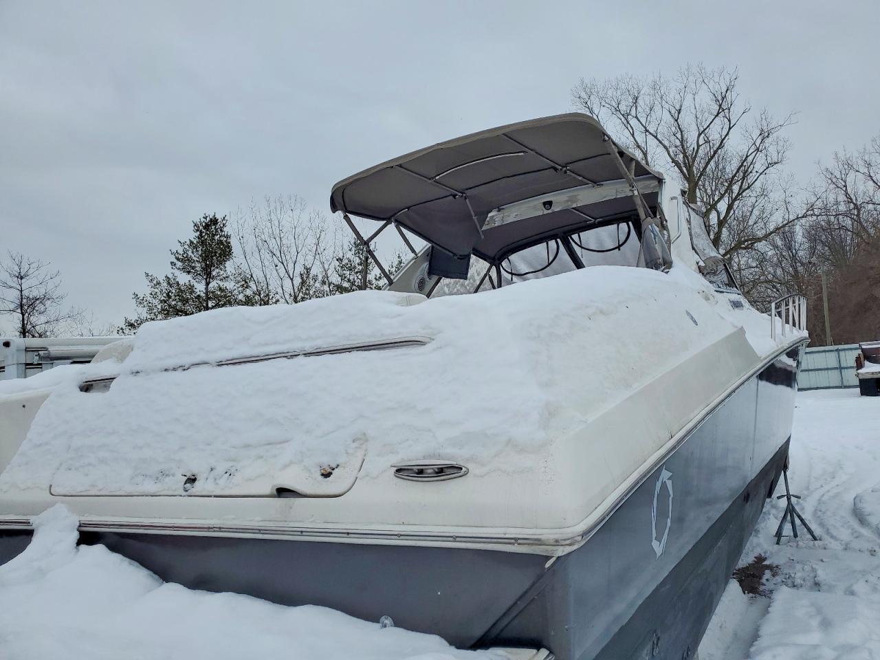 2005 Fountain Boat-Boat