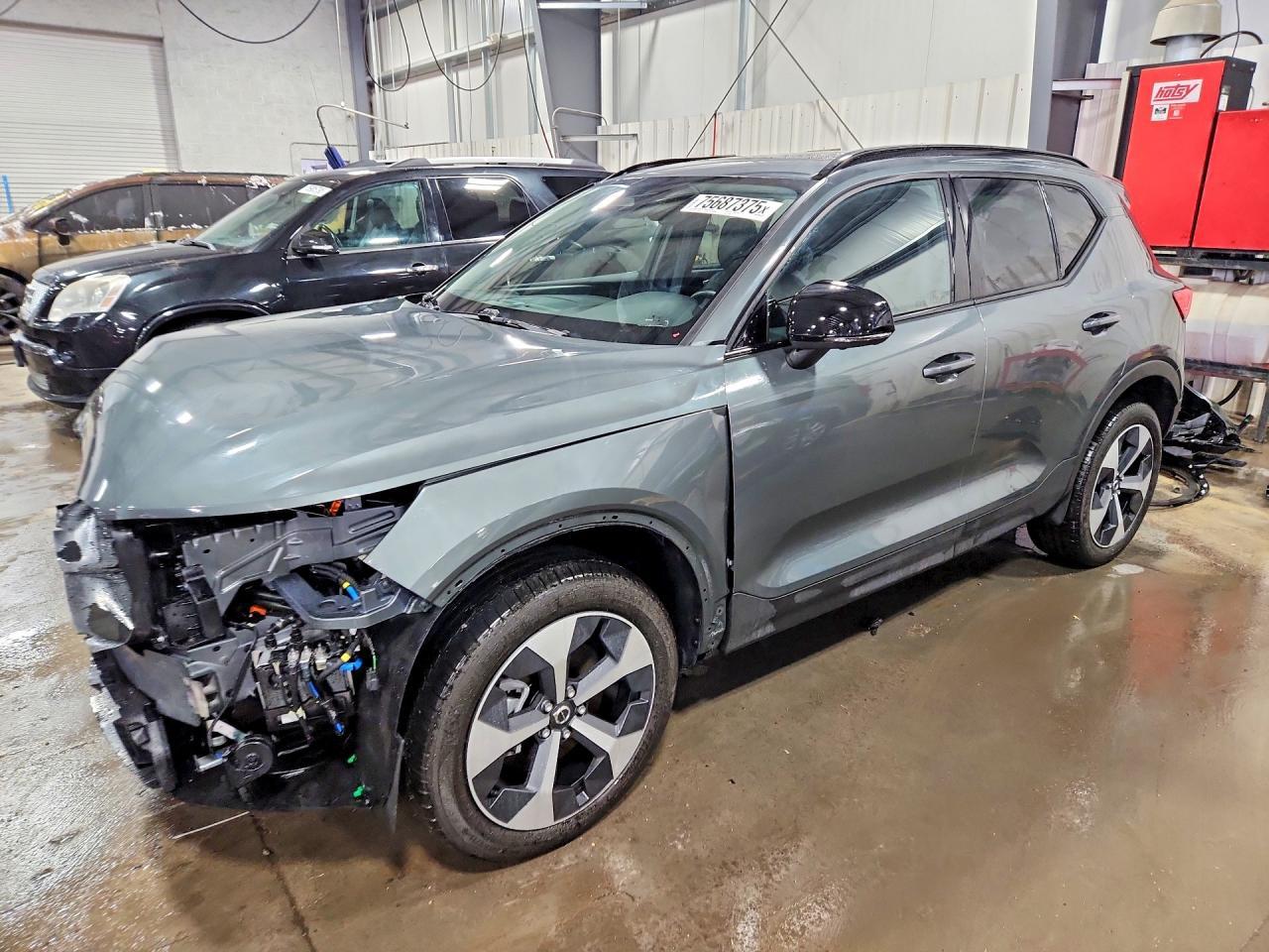 2026 Volvo Xc40 Plus