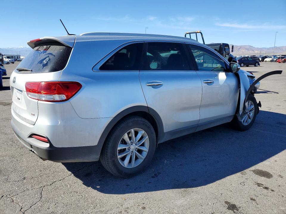 2017 KIA Sorento lx