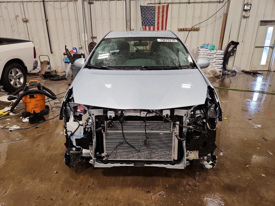 2015 Toyota Prius v