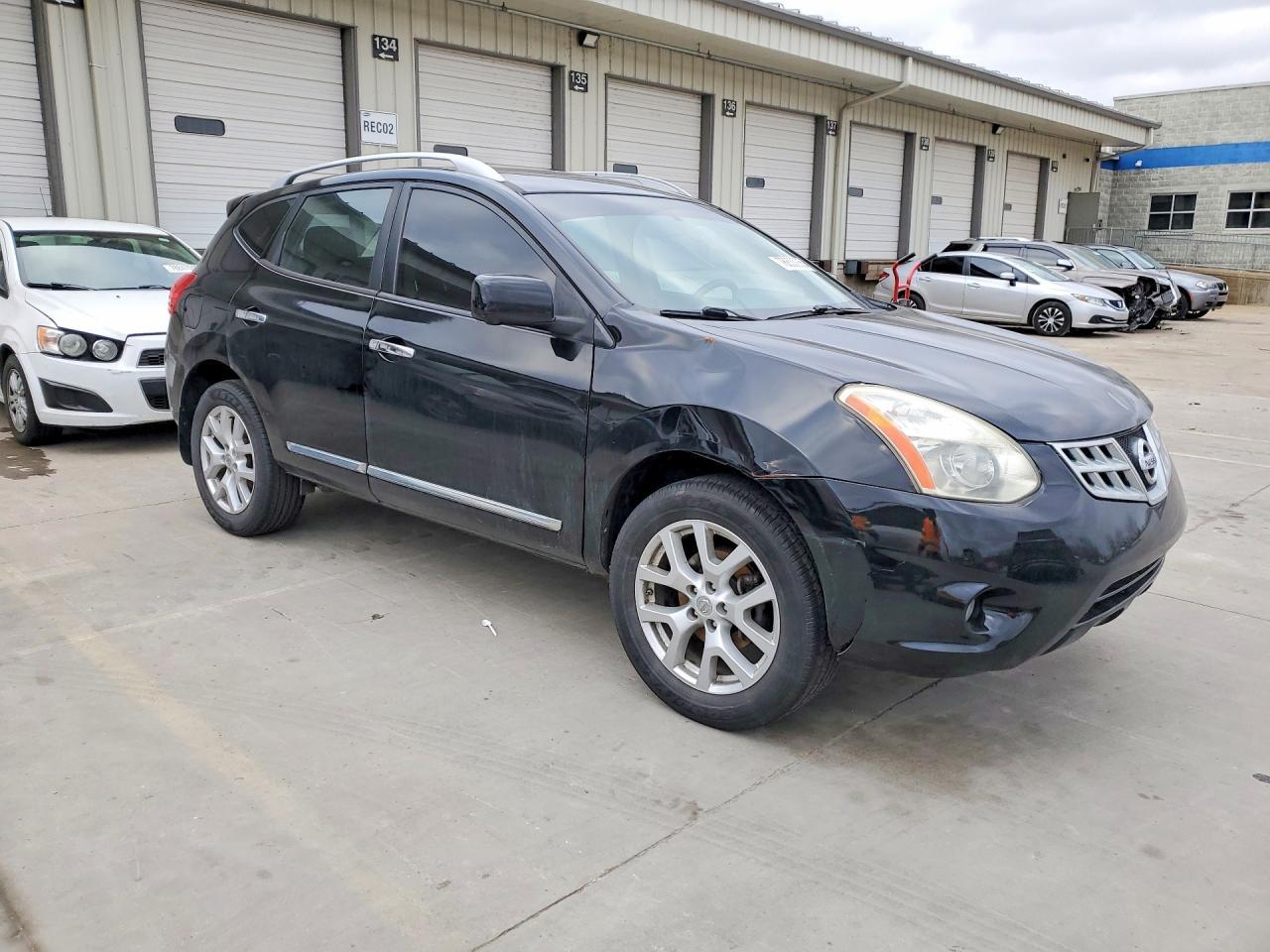2012 Nissan Rogue s