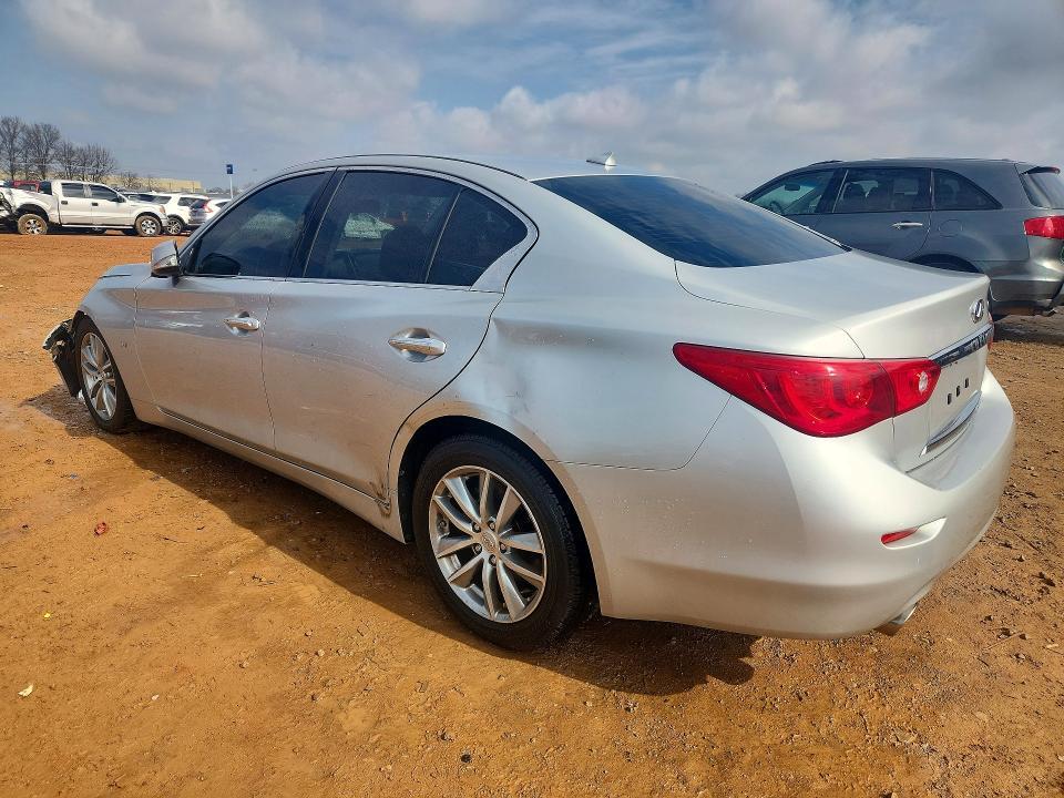 2015 Infiniti Q50 Base