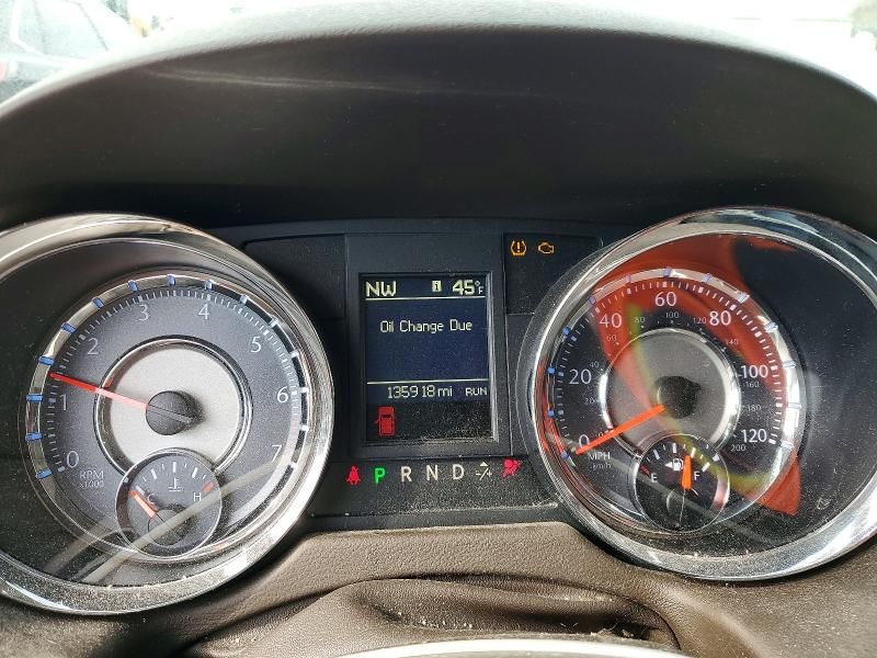 2013 Chrysler Town & Country Touring