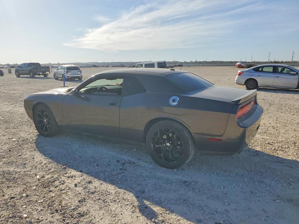 2014 Dodge Challenger sxt