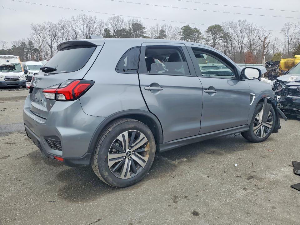 2025 Mitsubishi Outlander Sport s