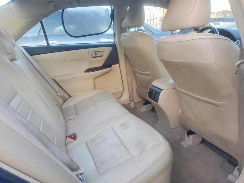2015 Toyota Camry le