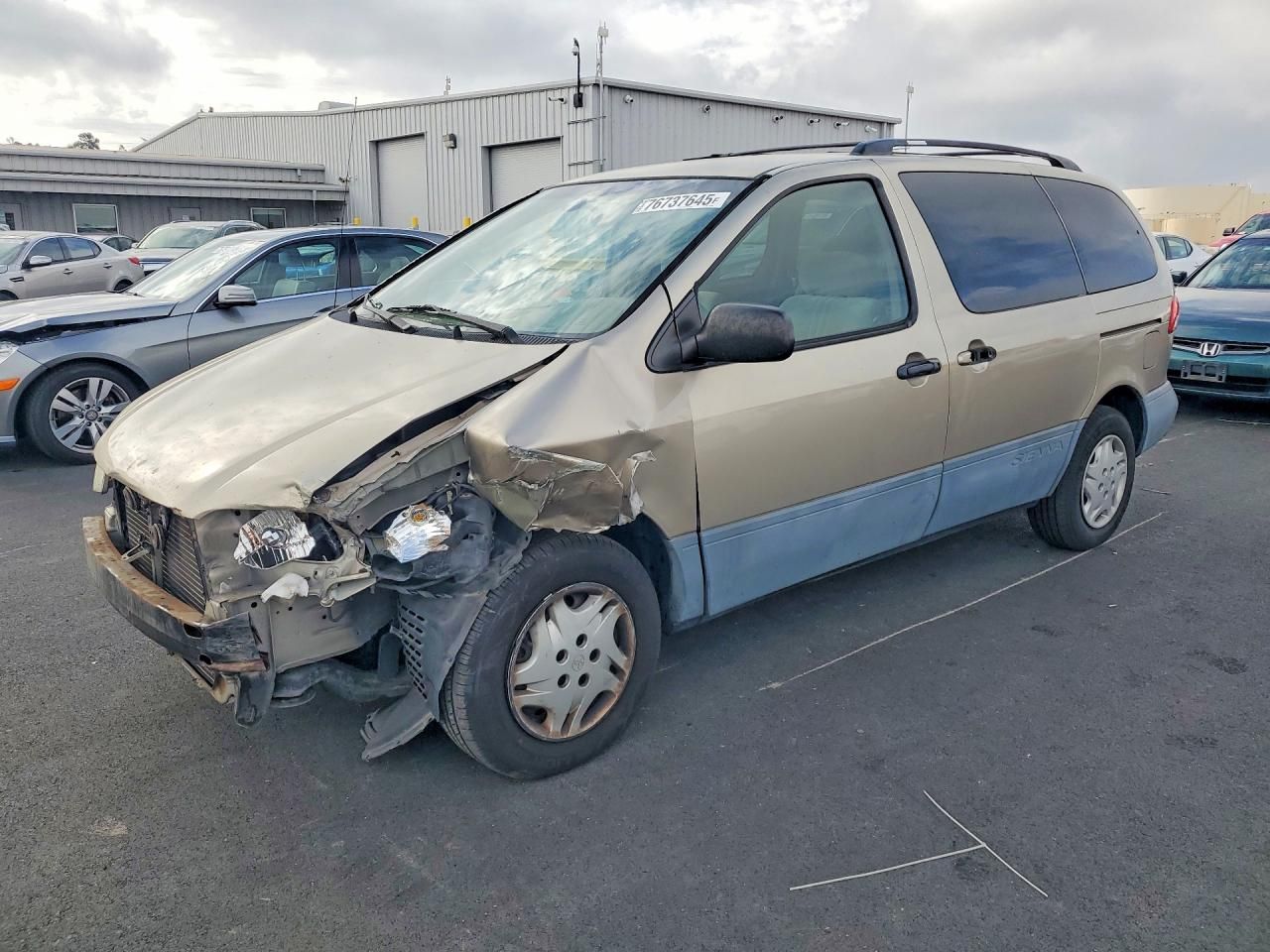 2003 Toyota Sienna ce