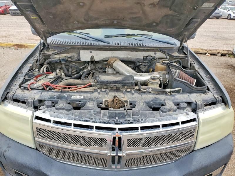 2008 Lincoln Navigator