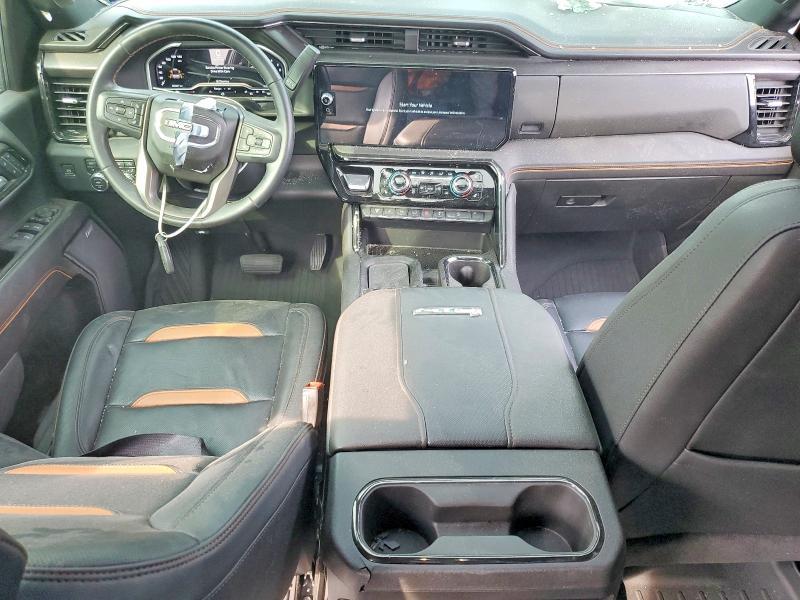 2024 GMC Sierra K3500 AT4