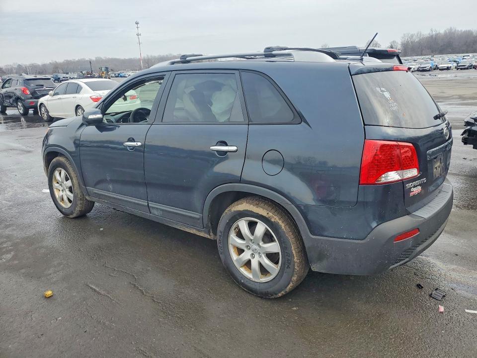 2013 KIA Sorento lx
