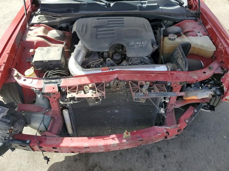 2015 Dodge Challenger sxt Plus