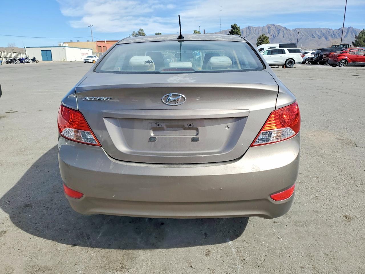 2012 Hyundai Accent gls
