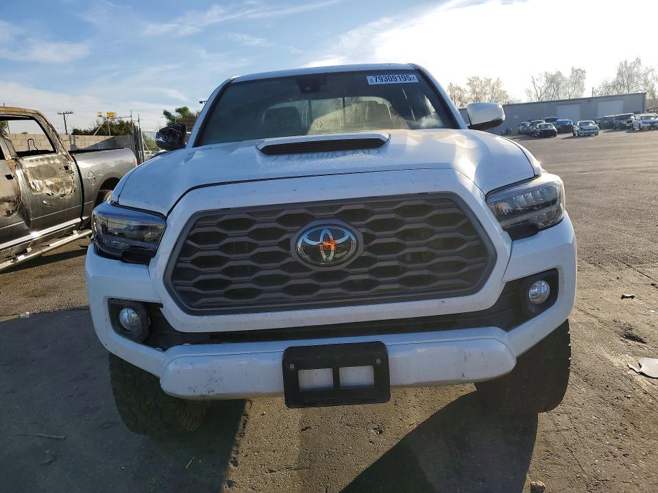 2022 Toyota Tacoma trd Sport