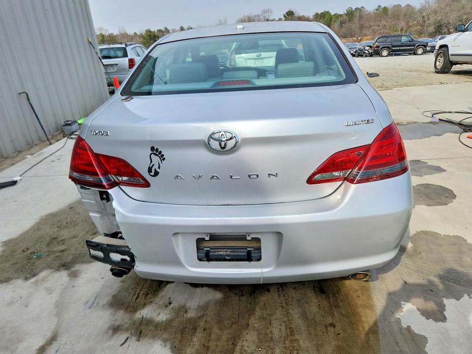 2009 Toyota Avalon xl