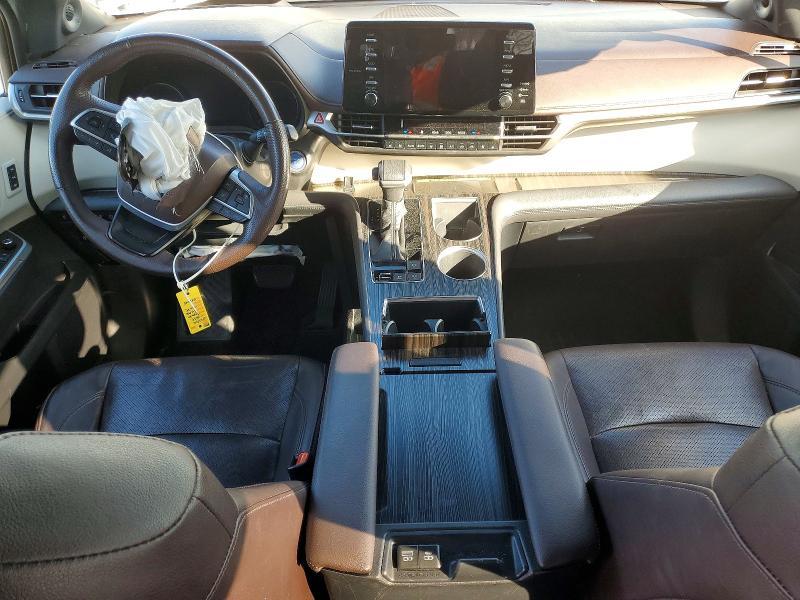 2022 Toyota Sienna Platinum 7-passenger