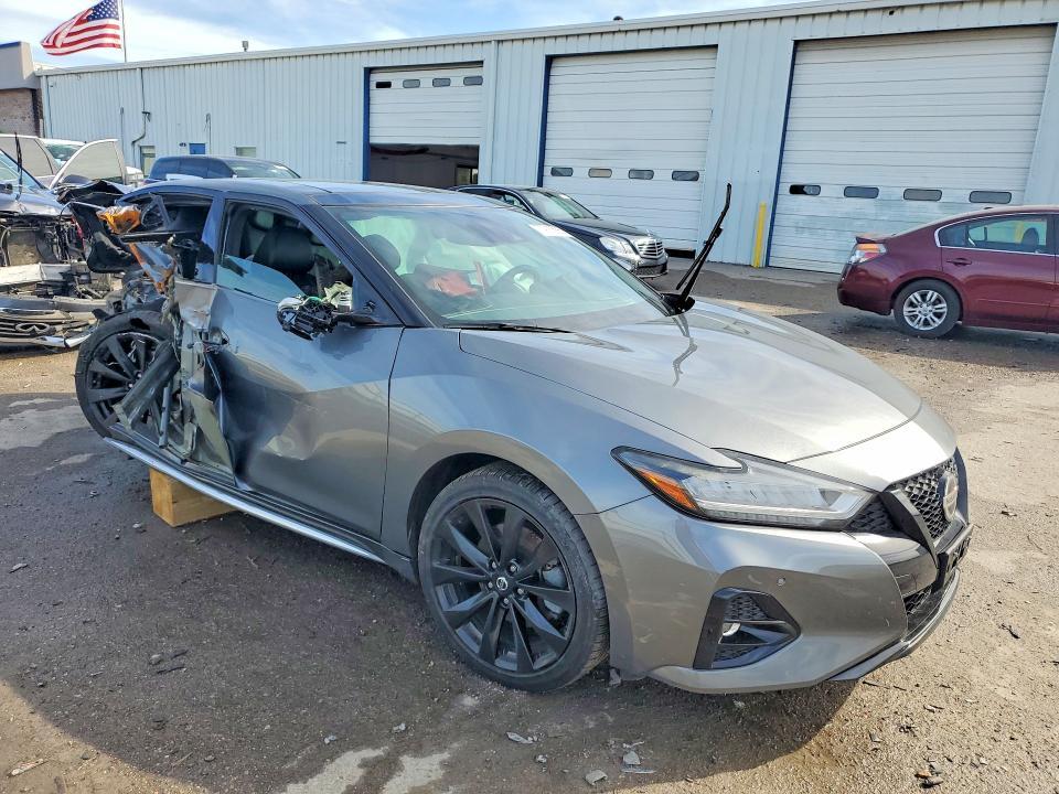 2021 Nissan Maxima 3.5 sr