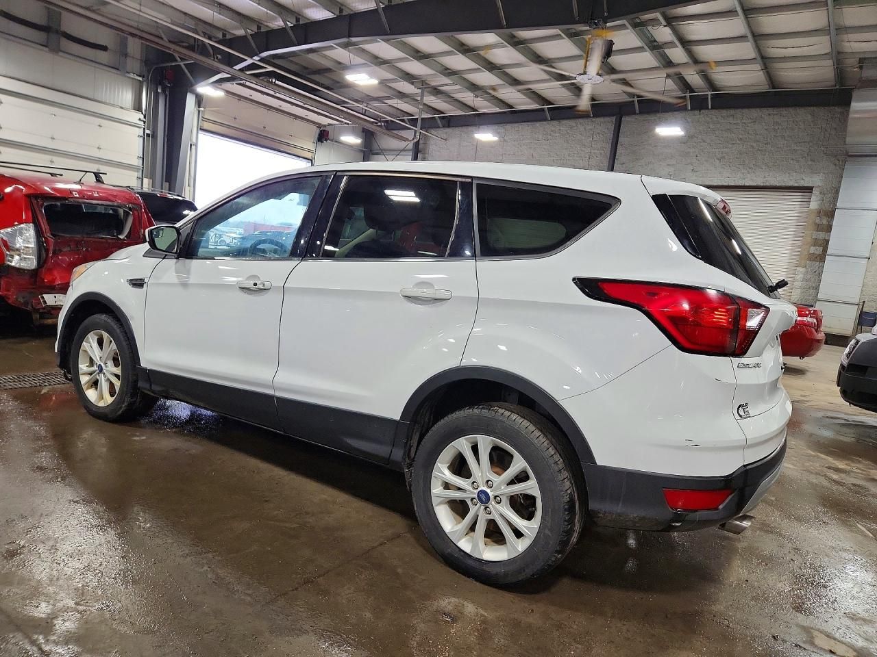 2019 Ford Escape se