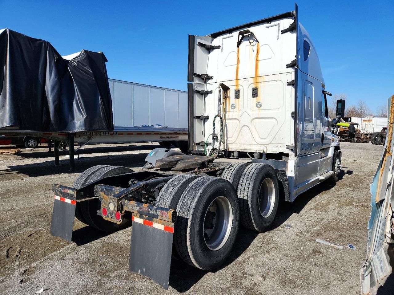 2016 Freightliner Cascadia 125 Semi Truck