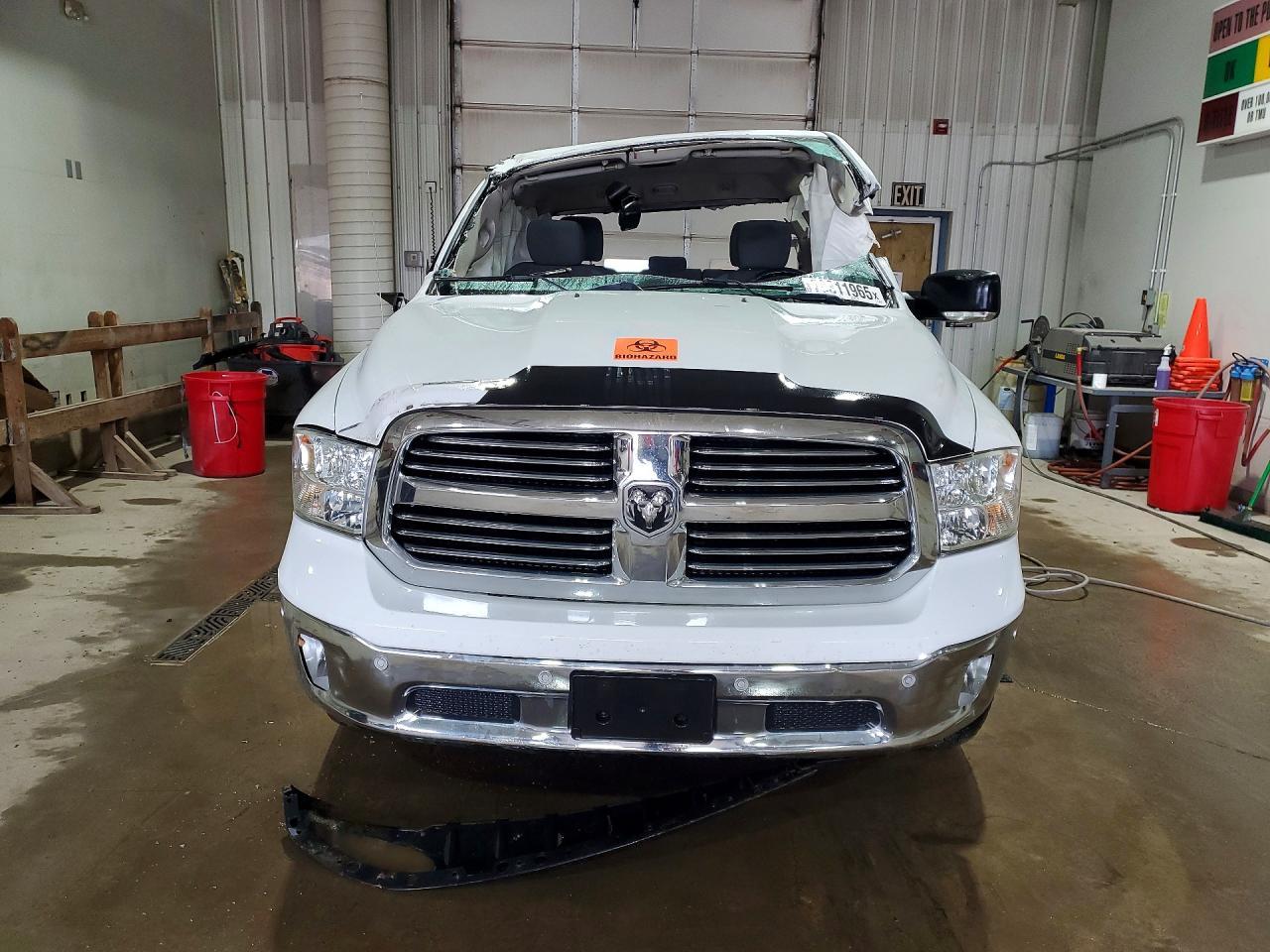 2017 Dodge RAM 1500 SLT