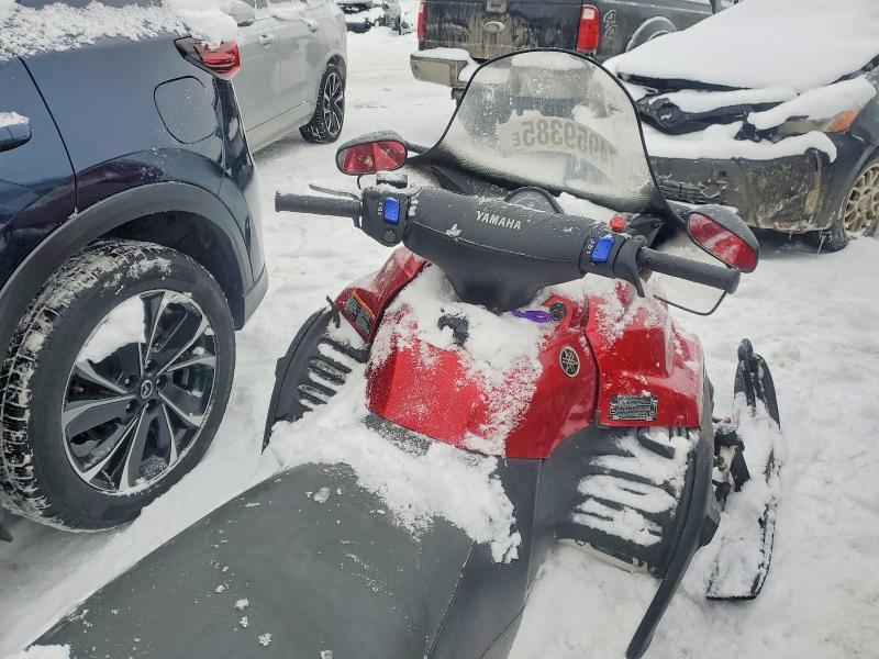 2006 Yamaha RS Venture Snowmobile