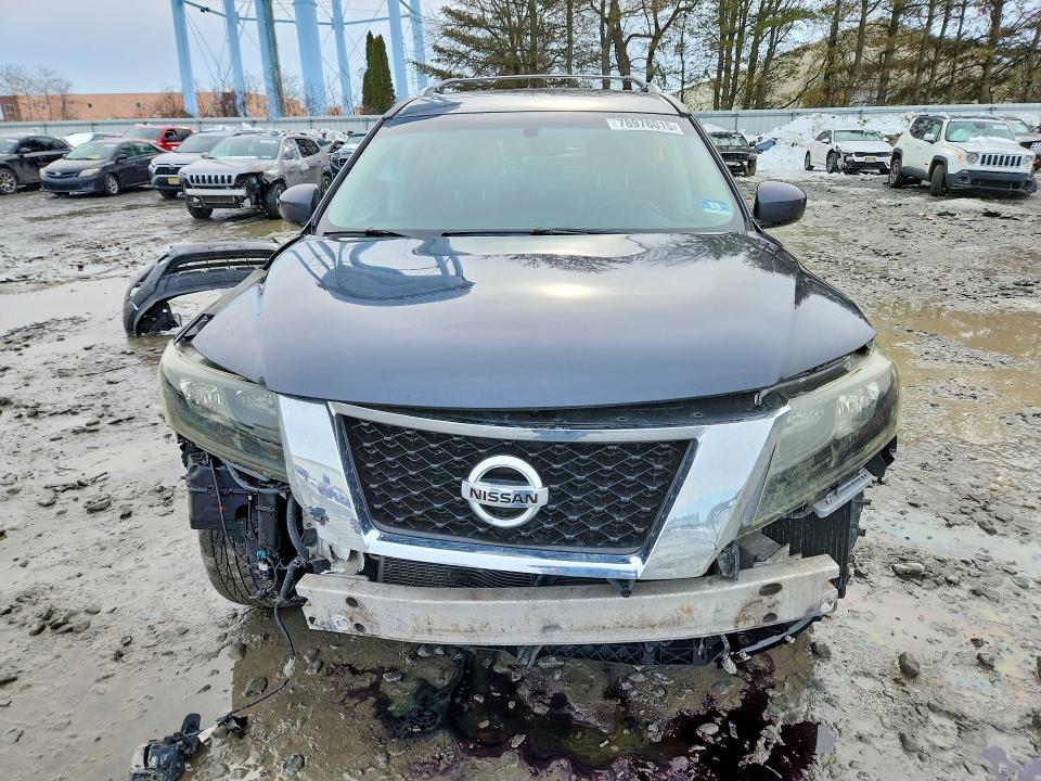 2013 Nissan Pathfinder s