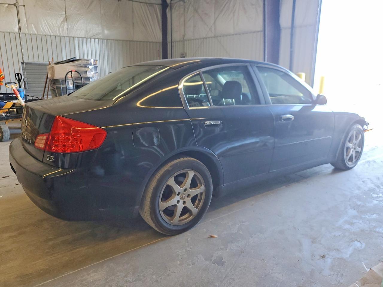 2003 Infiniti G35 Base