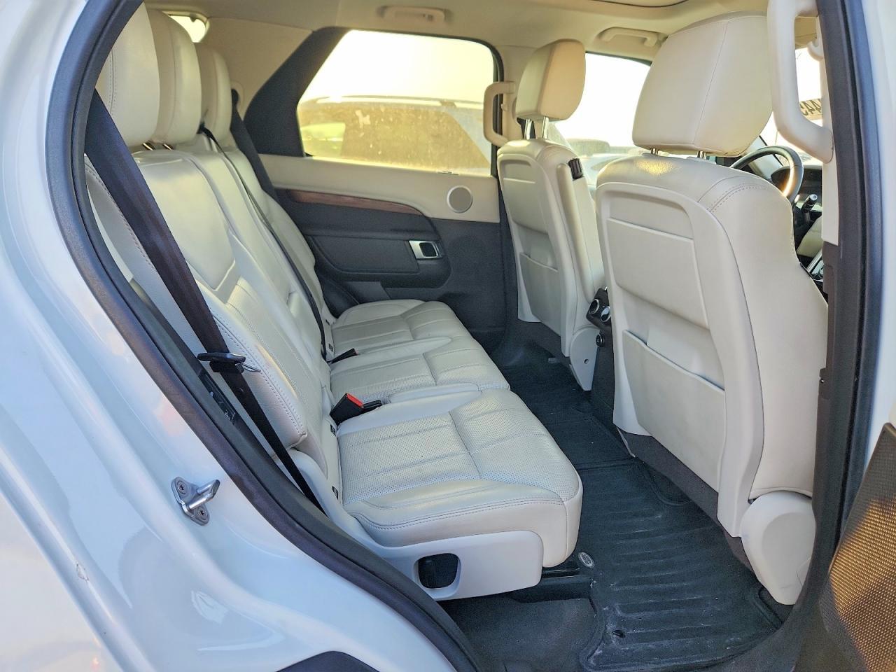 2018 Land Rover Discovery hse