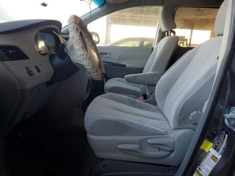 2011 Toyota Sienna Base