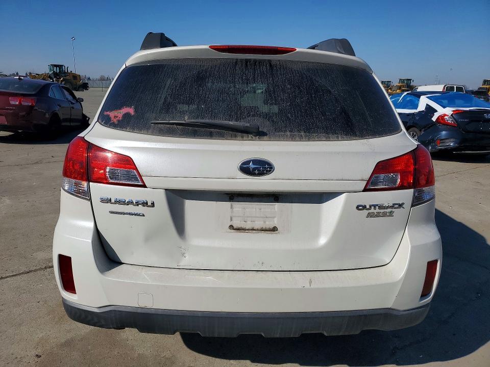 2010 Subaru Outback 2.5i Limited