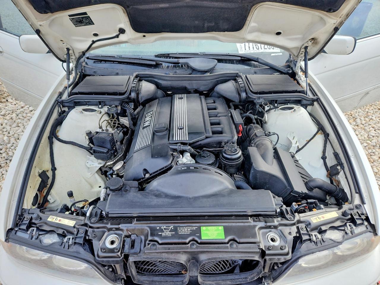 2002 BMW 525 i Automatic
