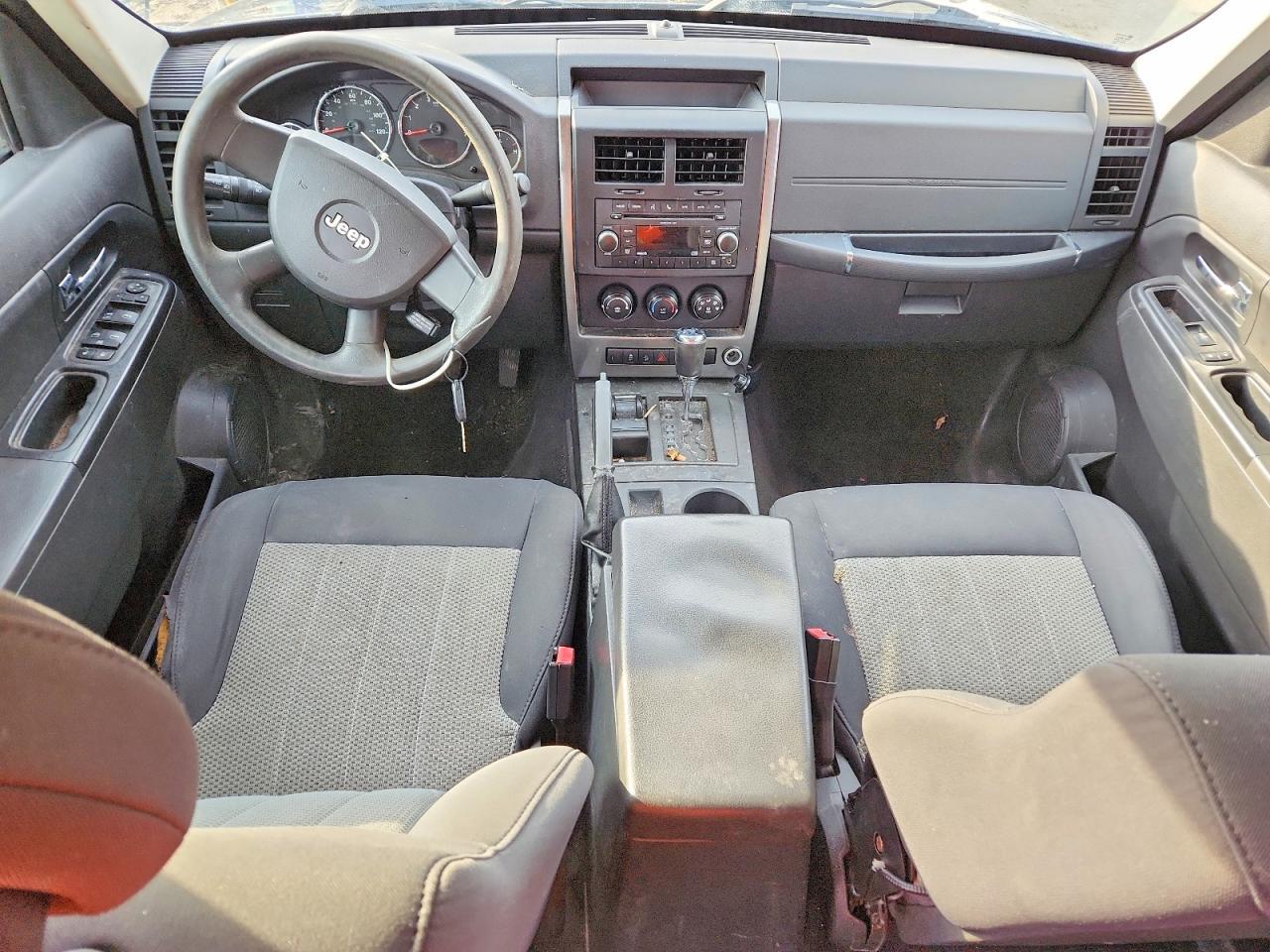 2010 Jeep Liberty Sport