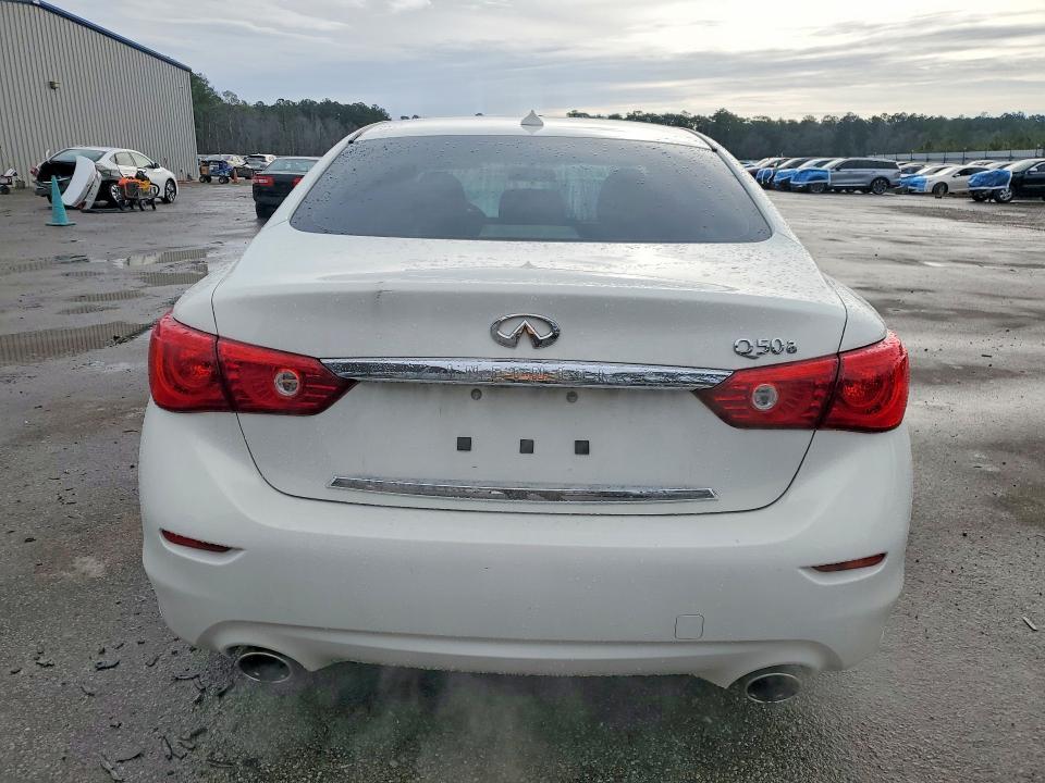 2015 Infiniti Q50 Base
